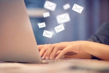 eposta tarihi 370x250 - Blog Yazıları